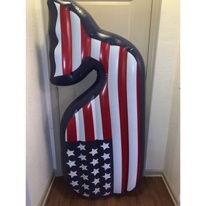 Vineyard Vines American Flag Pool Float